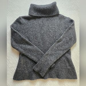 Banana Republic Wool Blend Charcoal Turtleneck Sweater SzM